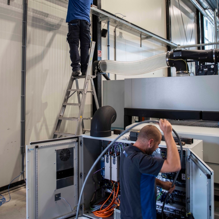 Aansluiting nieuwe cnc-machine