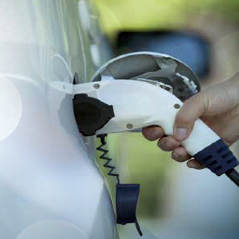 Elektrisch laadpunt installeren? Bel ons!